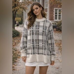 Cream Gray Plaid Evereve anthropology Fuzzy Sweater XS Ultra Soft